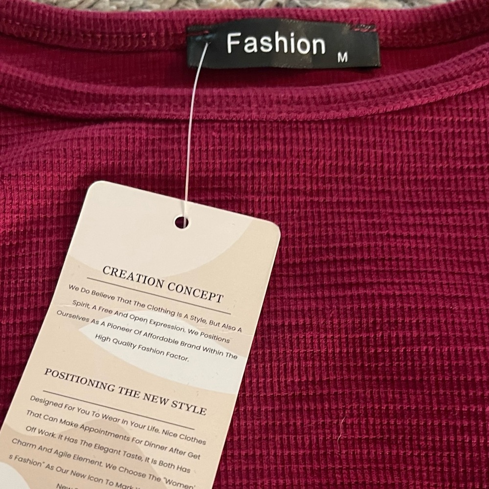 NWT Beautiful Burgundy Dress with long sleeve and tie waist in size Medium! - Picture 8 of 10